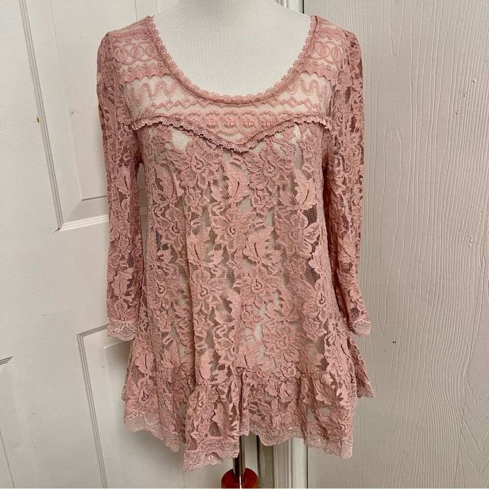 Free People Lily Lace Bell Sleeve Peplum A1*